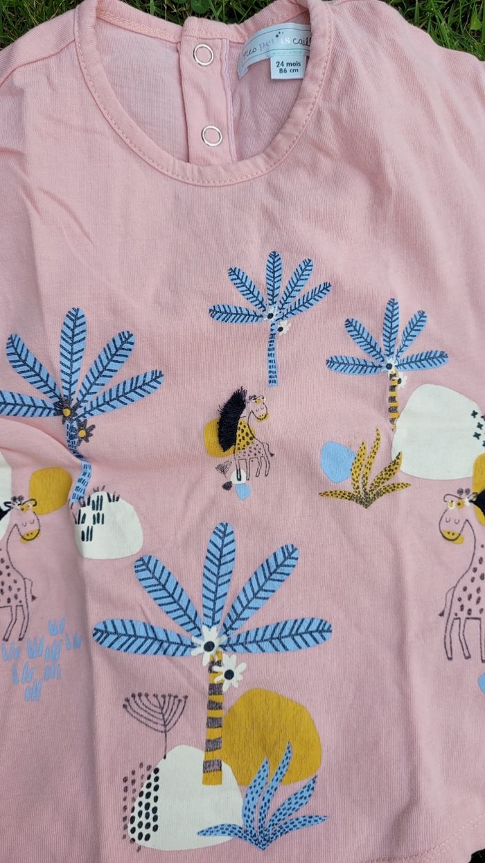 Ensemble 24mois 🦒 - photo numéro 3