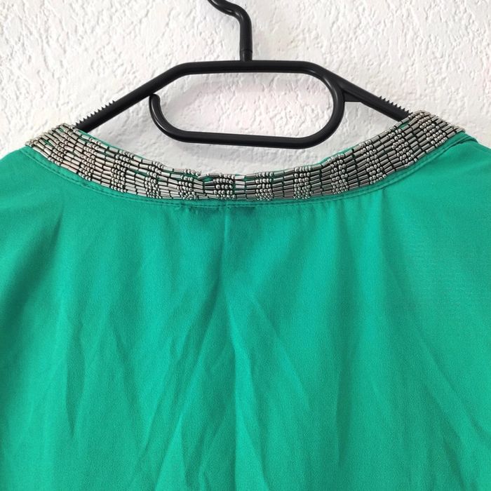 Robe Courte d'été légère. Marque Mango. Couleur Verte.Taille M - photo numéro 5