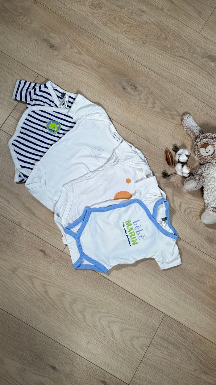 Lot 4 bodies bébé 1 mois - photo numéro 8