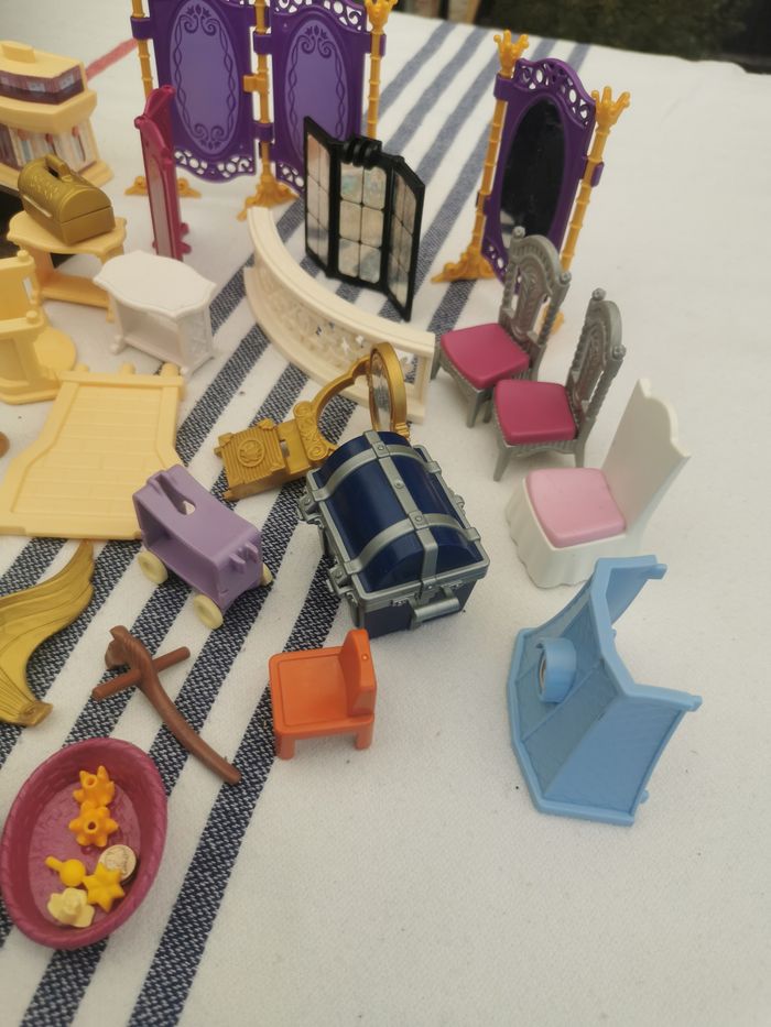 Gros lot de 42 pièces détachées Playmobil château et autres - photo numéro 5