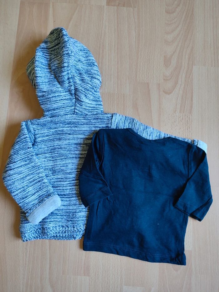 Lot Gilet doublé à capuche Kimbaloo + t-shirt manches longues neuf Kiabi en 1M - photo numéro 2
