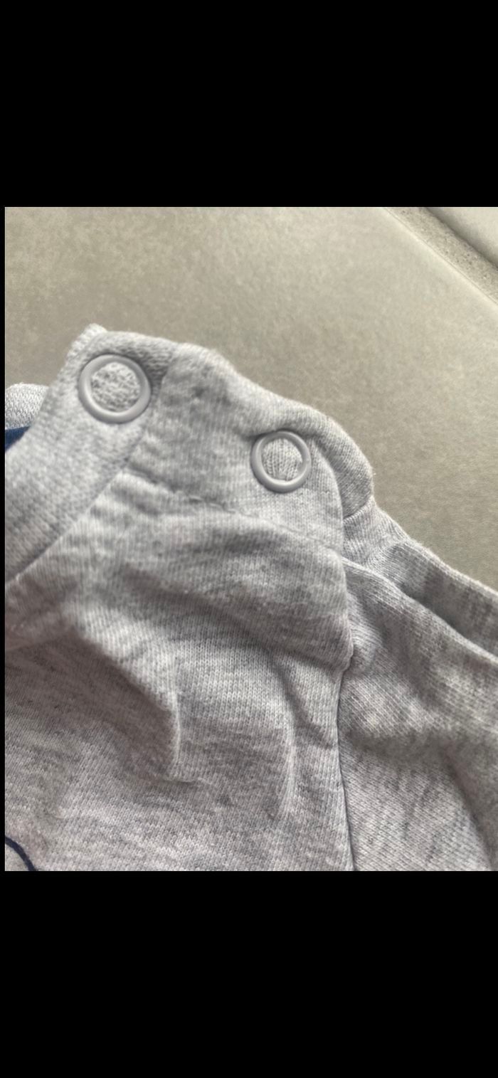 Tee shirt manches longues Winnie l'Ourson Disney 6 mois - photo numéro 8