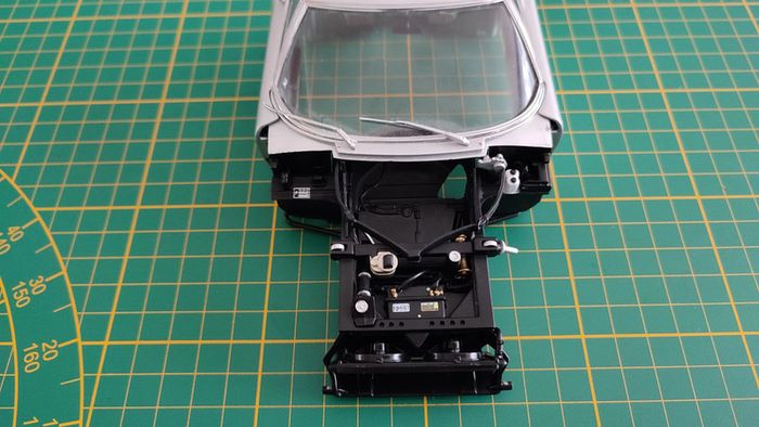 Carcasse supérieure pièce miniature Kyosho Lamborghini Miura P400 SV 1/18 1/18e 1/18ème #B11 - photo numéro 3