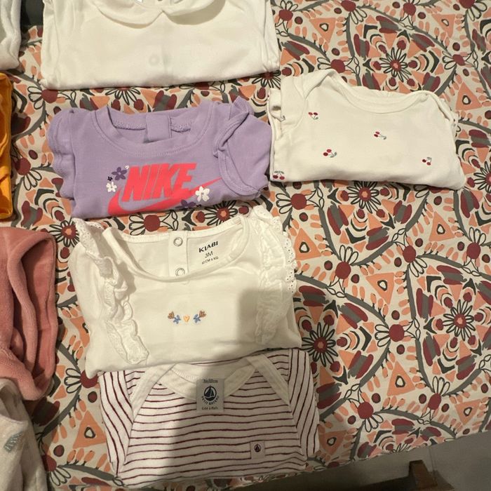 Lot pyjama et body - photo numéro 5