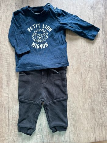 Ensemble jogging t-shirt manches longues 6 mois