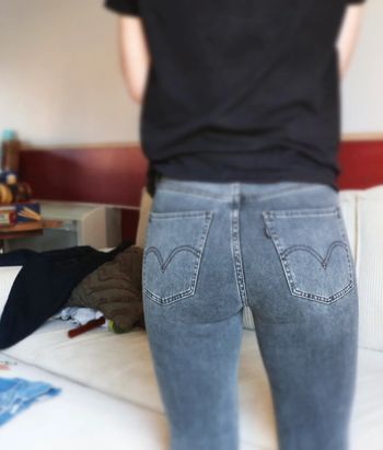 Jean levi’s mile high super skinny gris 27
