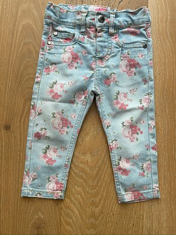Young Dimension jeans bleu fleuri 12 mois