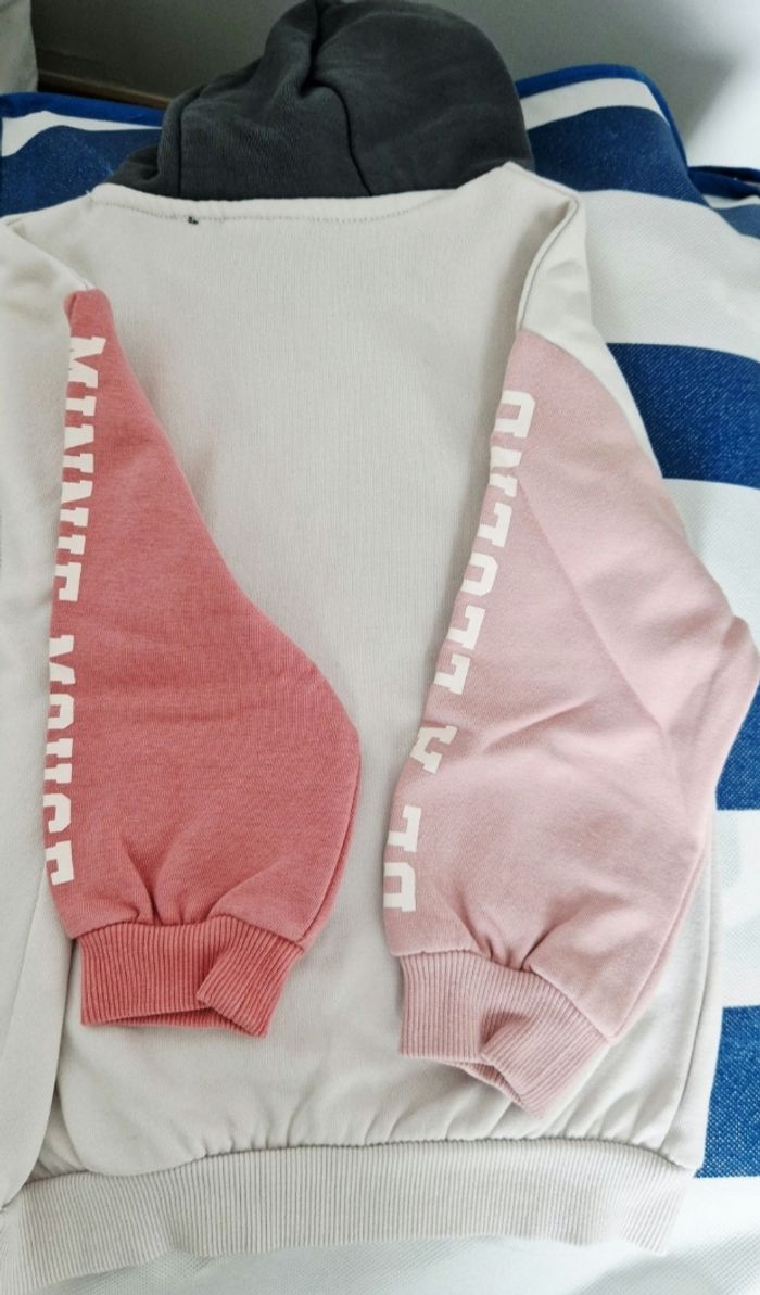 Sweat a capuche Disney 3 ans - photo numéro 3