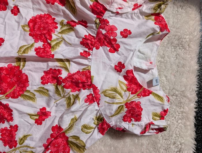 Robe fleurie 18 mois - photo numéro 2