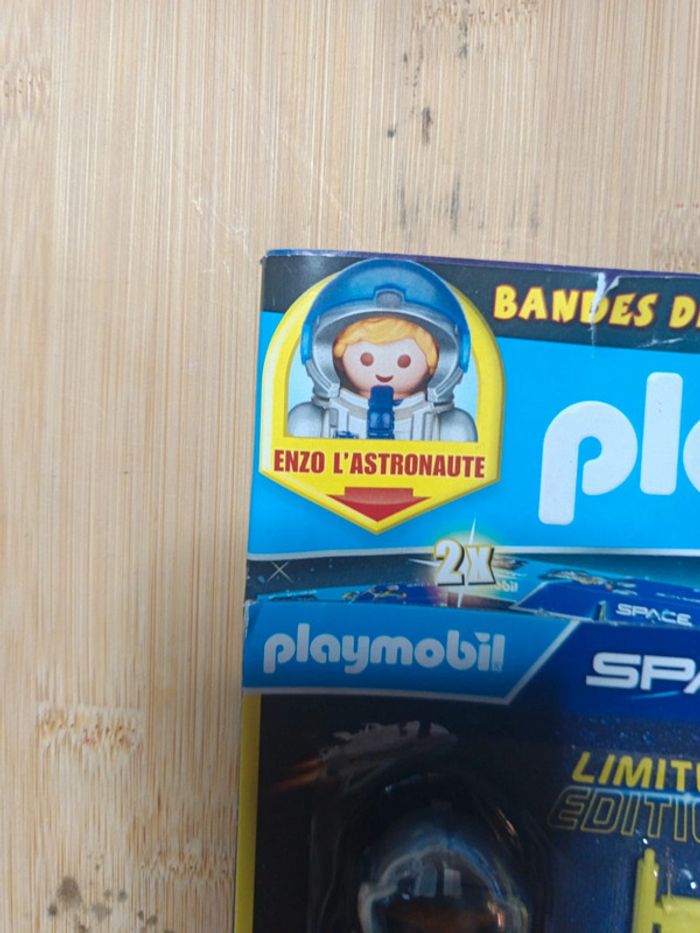 Magazine playmobil avec 2 personnages neuf - photo numéro 4