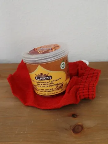 Savon noir bledi au curcuma + gant kessa | 250g | BIO