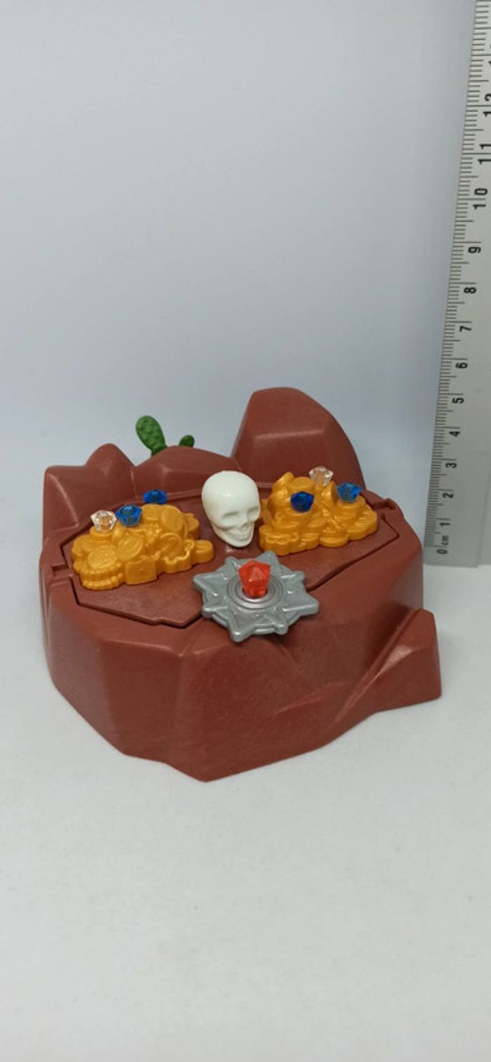 Rocher trésor de pirate playmobil