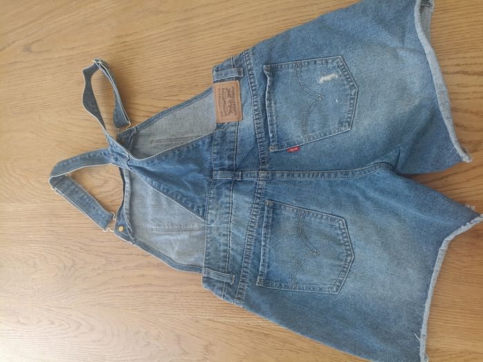 Salopette/ combinaison en jean Levi's - photo numéro 4