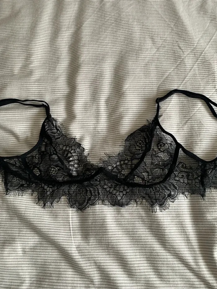 Soutien gorge - photo numéro 2