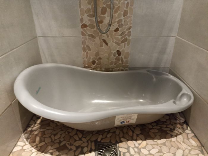 Baignoire bebe sans les pieds