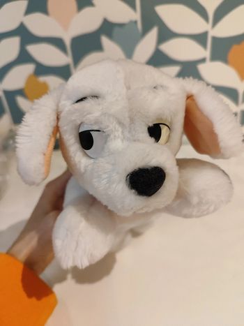Peluche chien 101 dalmatiens Disney