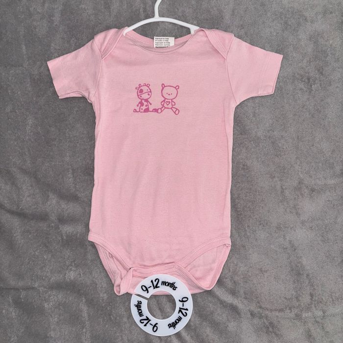 Lot bodies manches courtes bébé fille 9 mois - photo numéro 4