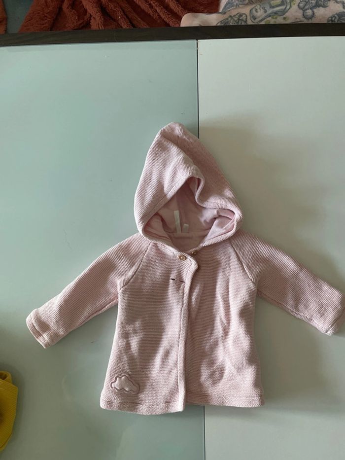 Veste rose à capuche