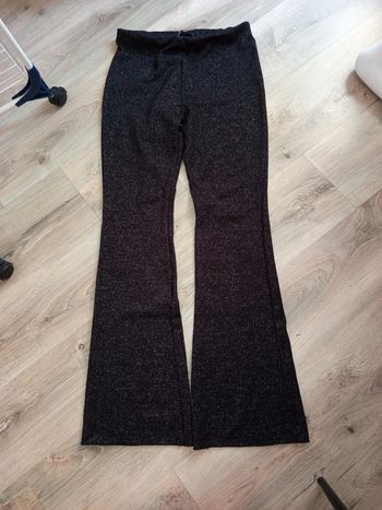 Magnifique Pantalon avec pailette taille L Zara