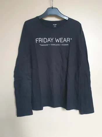 T-shirt Kiabi "Friday wear" taille 12 ans