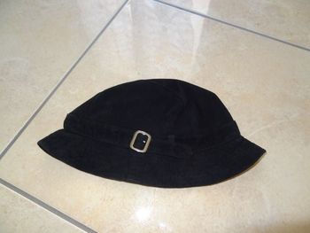 chapeau en daim taille56 H&M