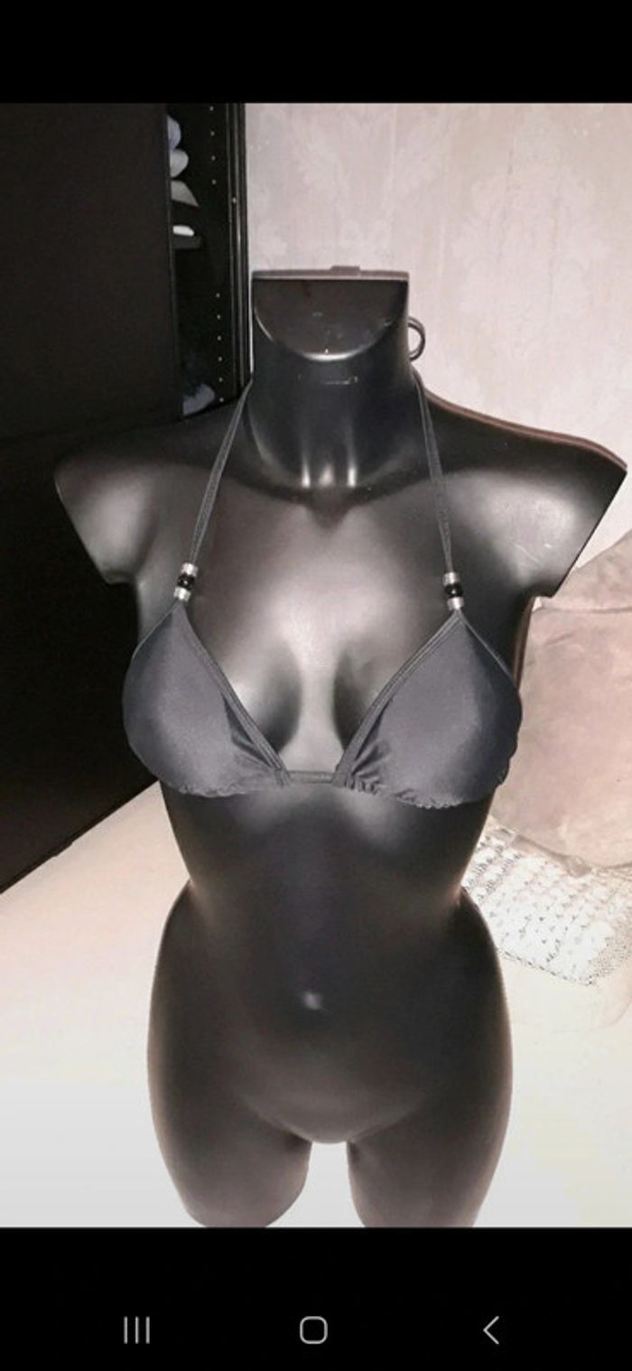 Haut de bikini noir - photo numéro 4