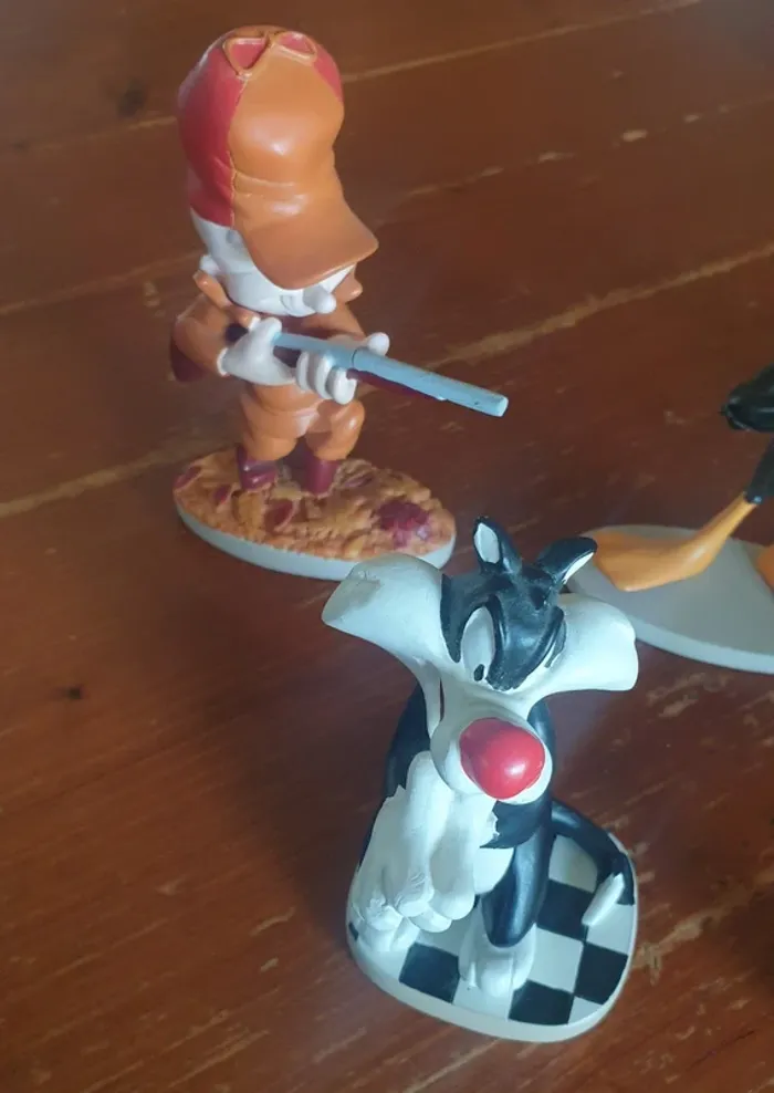 Lot 7 figurines Warnes bros - Looney tunes saison 3 - photo numéro 3
