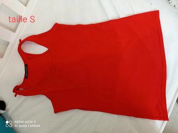 Haut femme rouge Taille S