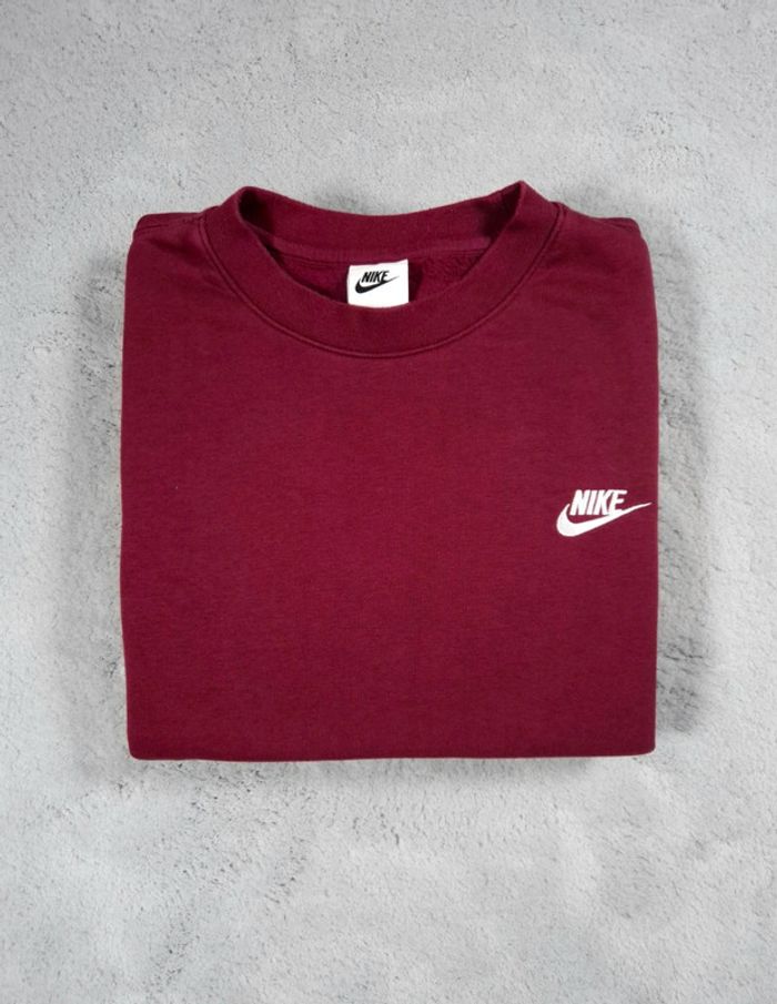 Sweat Nike Club Fleece Crewneck Pull col rond - Bordeaux logo brodé - Taille L Hommes