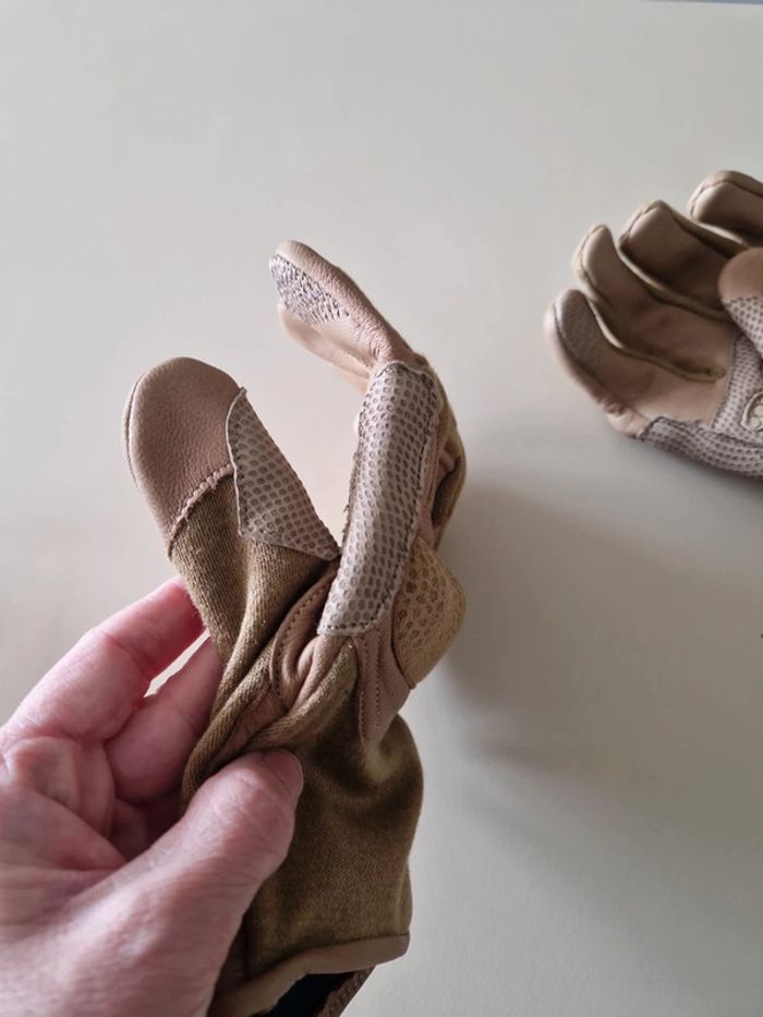 Gant de combat IA - photo numéro 6