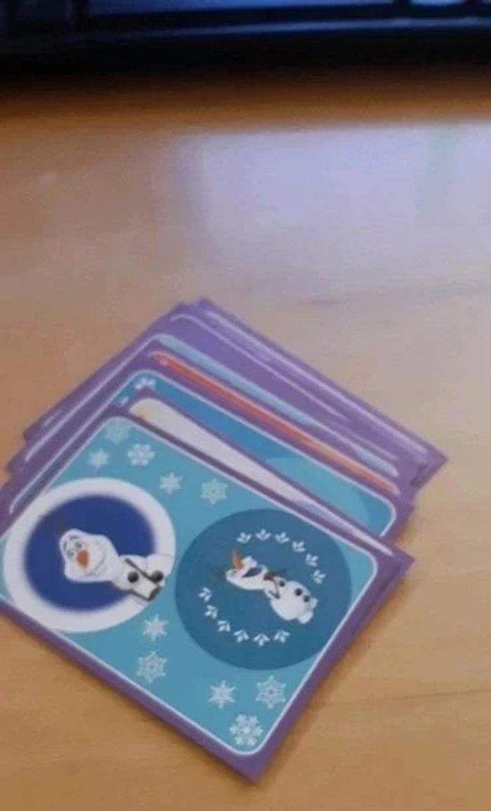 12 images panini reine des neiges english