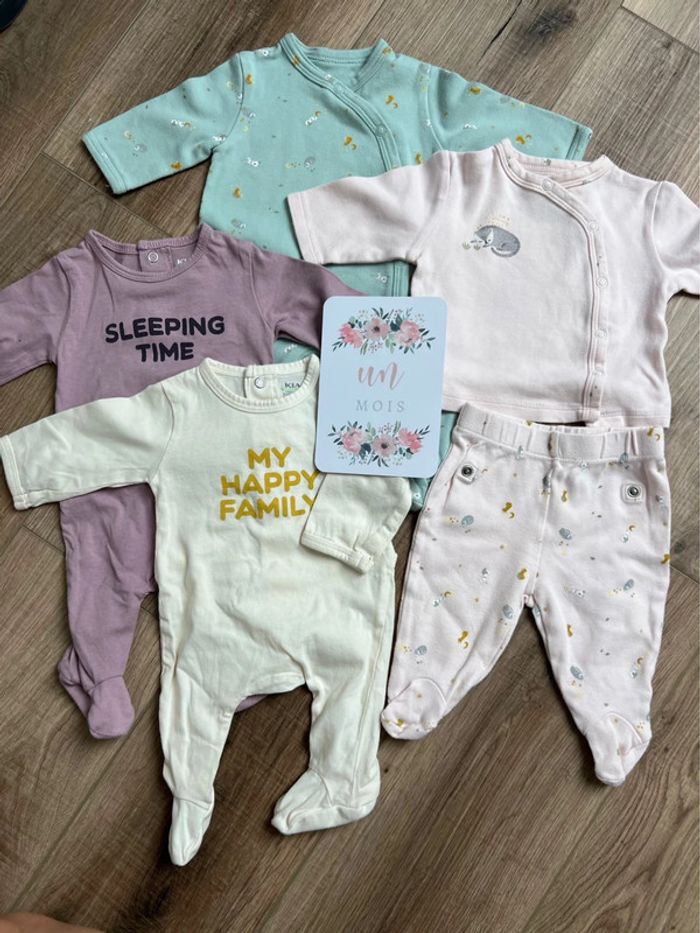 Lot 4 pyjamas Kiabi