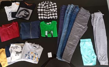 Lot vêtements garcon 6 - 7 ans