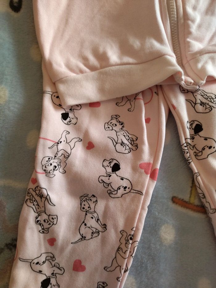 Ensemble Disney 101 dalmatiens 12/24 mois - photo numéro 3