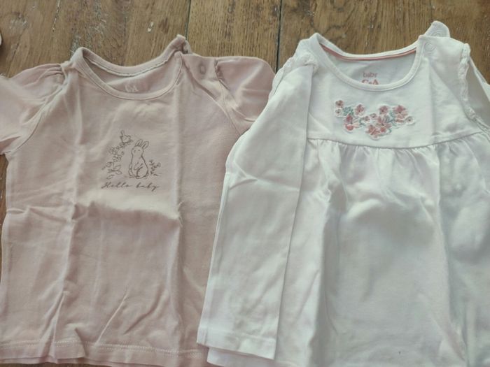 Lot de 2 t shirts 18 mois C&A