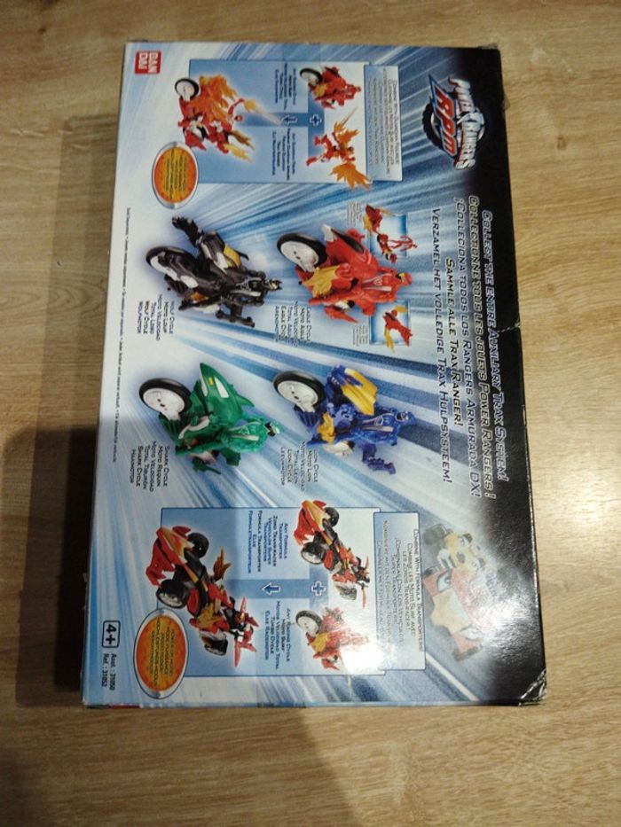 Moto ranger lion , bleu, Power rangers RPM blue bandai - photo numéro 2