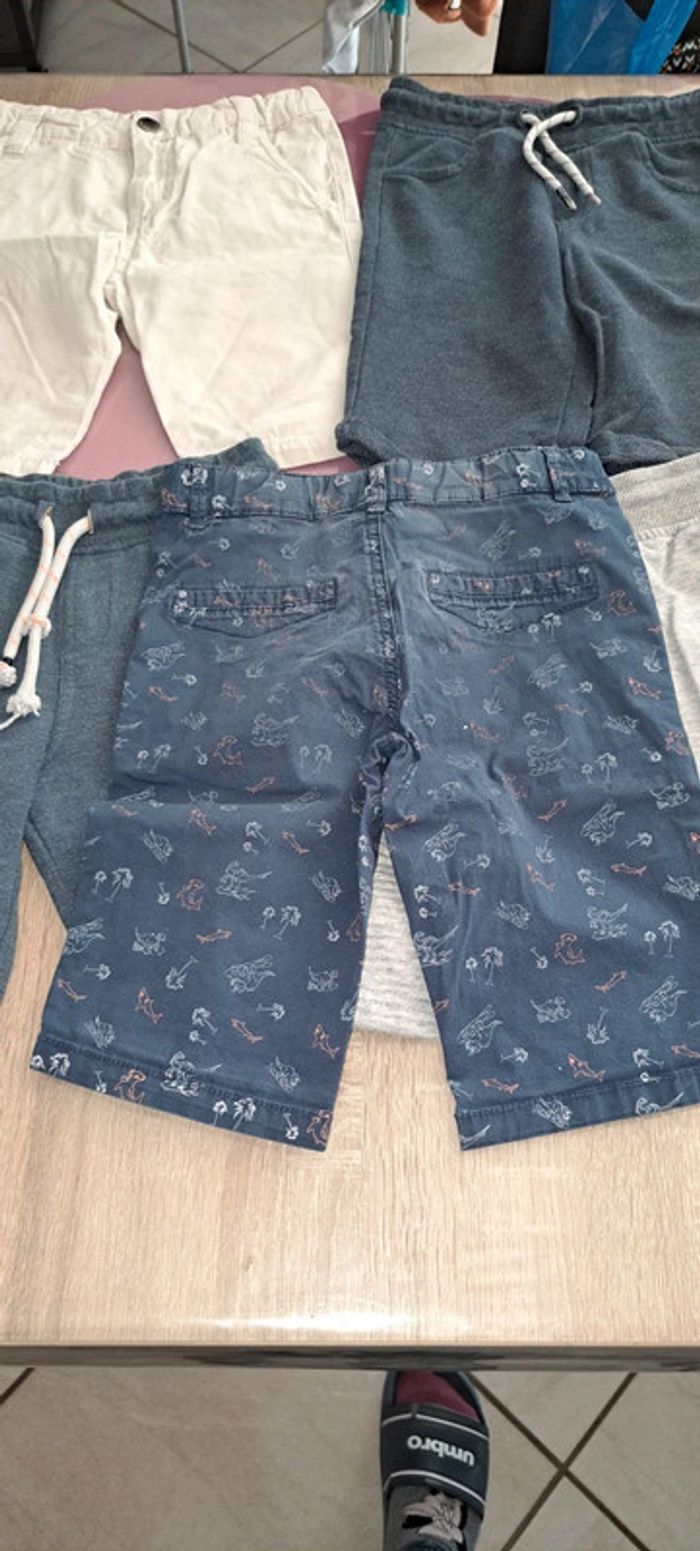 Lot de vêtements 6 ans - photo numéro 5