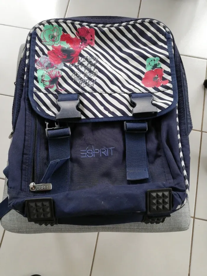 Sac à dos scolaire - photo numéro 2