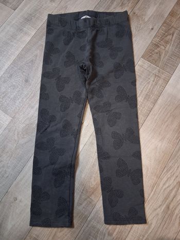 Pantalon fille legging épais gris foncé motifs papillons 4-5 ans