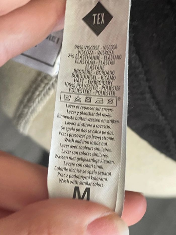 Tee-shirts manche longue taille M marque tex - photo numéro 4