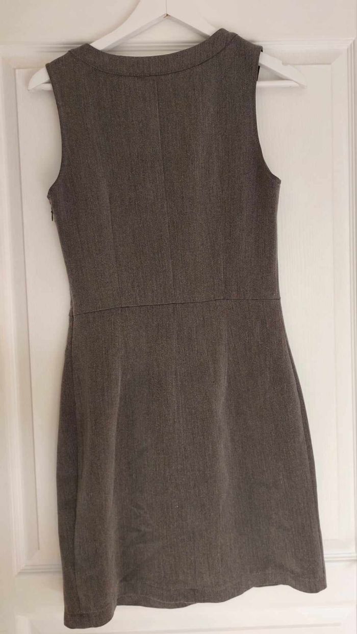 Robe courte sans manches taille 36 - photo numéro 7