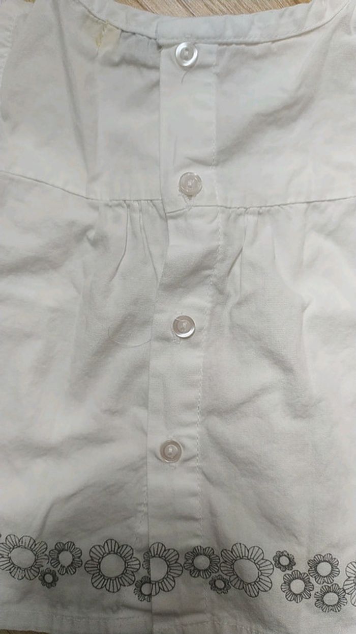 Ensemble blanc fleur été 3 mois - photo numéro 7