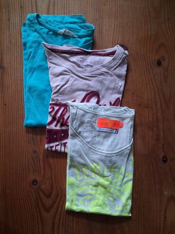 T.shirt fille - 11/12 ans - Différentes Marques