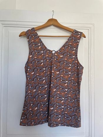 Joli débardeur taille M