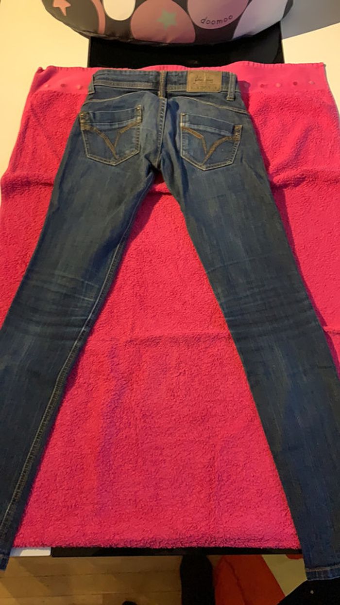 Jean stradivarius taille 32 - photo numéro 2