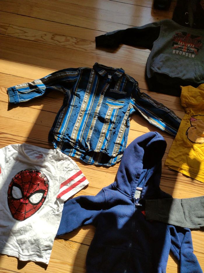Lot de 7 vêtements 6 ans - photo numéro 3