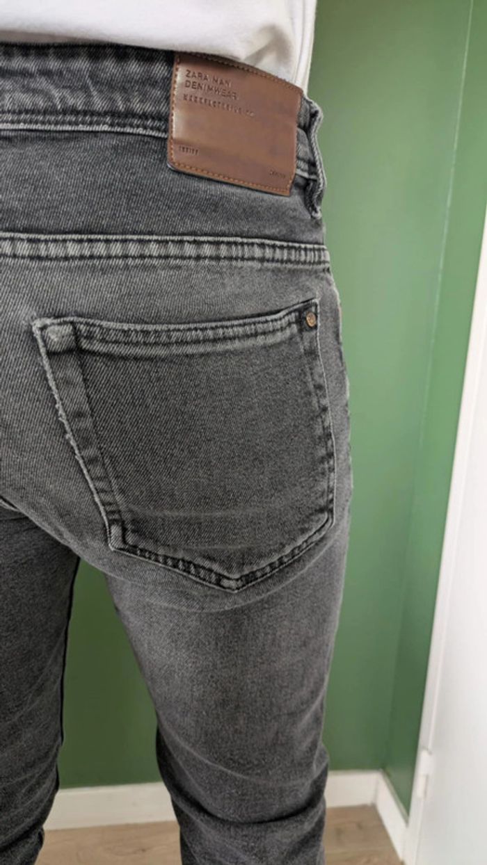 Jean Noir/gris - Zara - 40/31 - Coupe droite - photo numéro 2