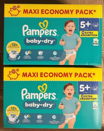 2 cartons de couches Pampers taille 5+