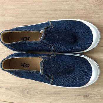 Chaussures UGG T.31