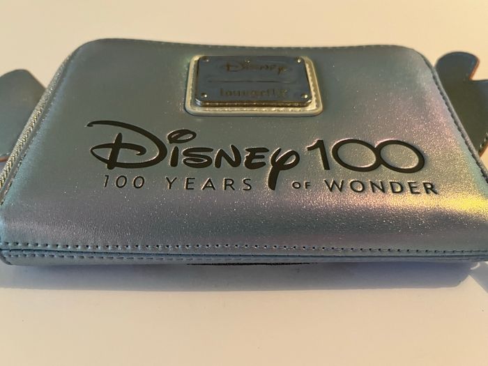 Portefeuille Loungefly Disney 100 Stitch - photo numéro 4